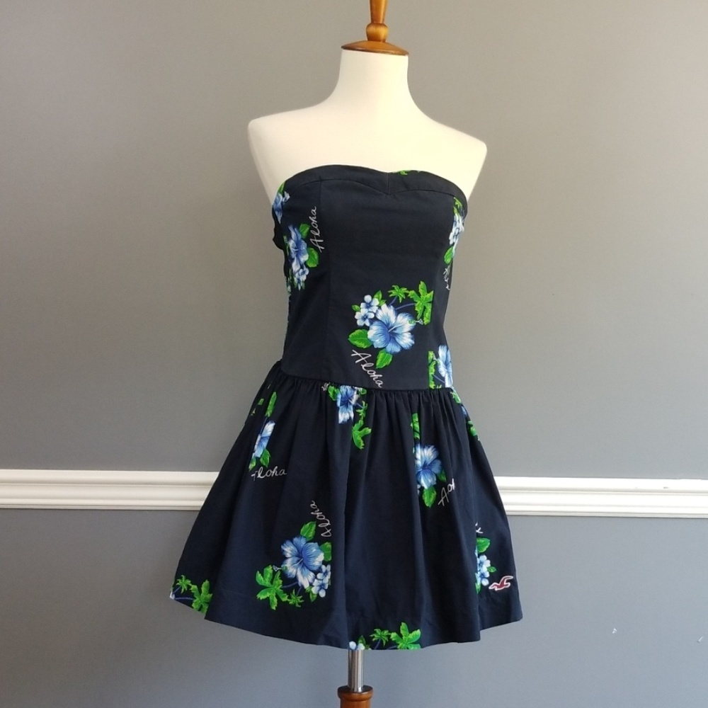 Hollister strapless dress